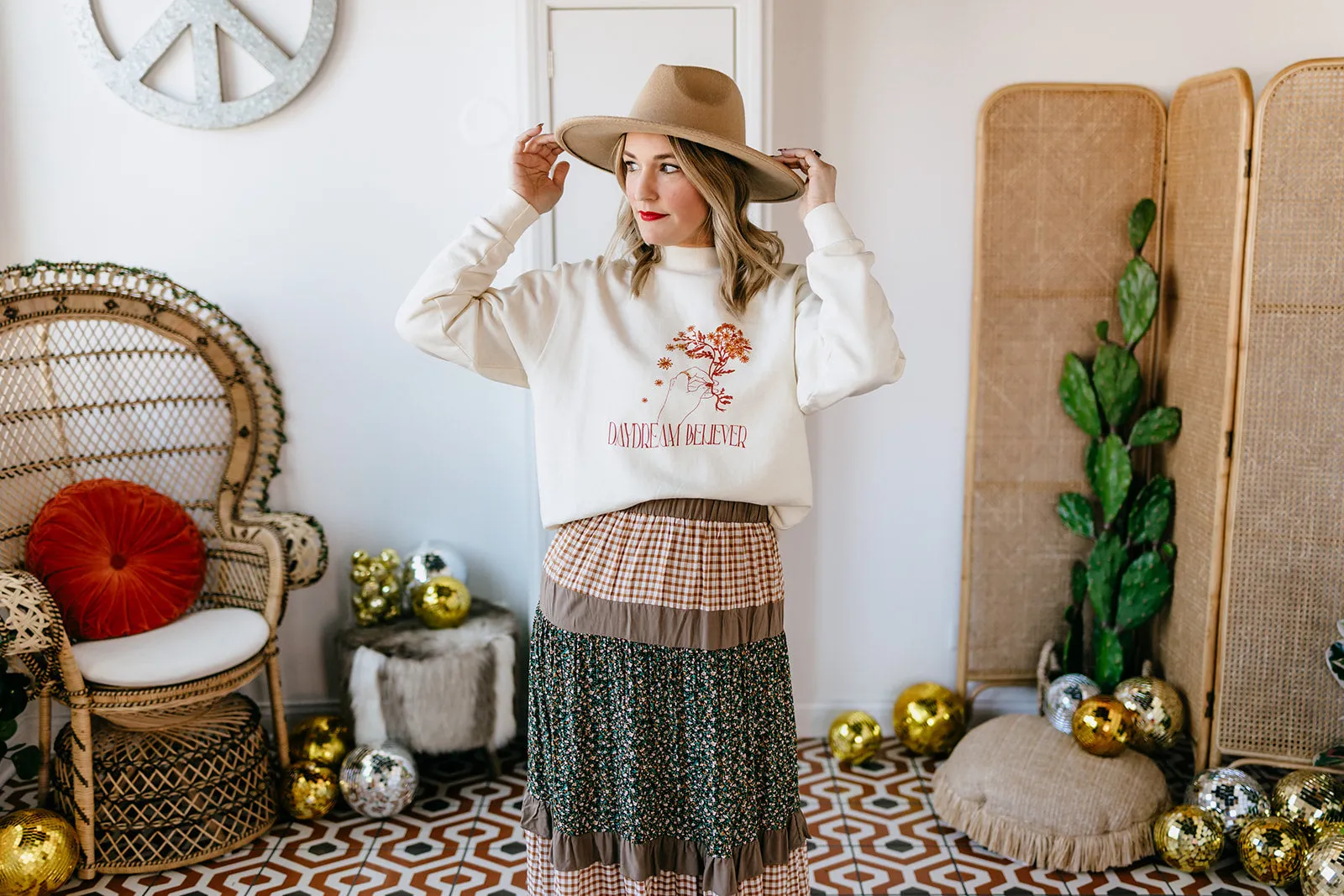 daydream believer mockneck sweatshirt
