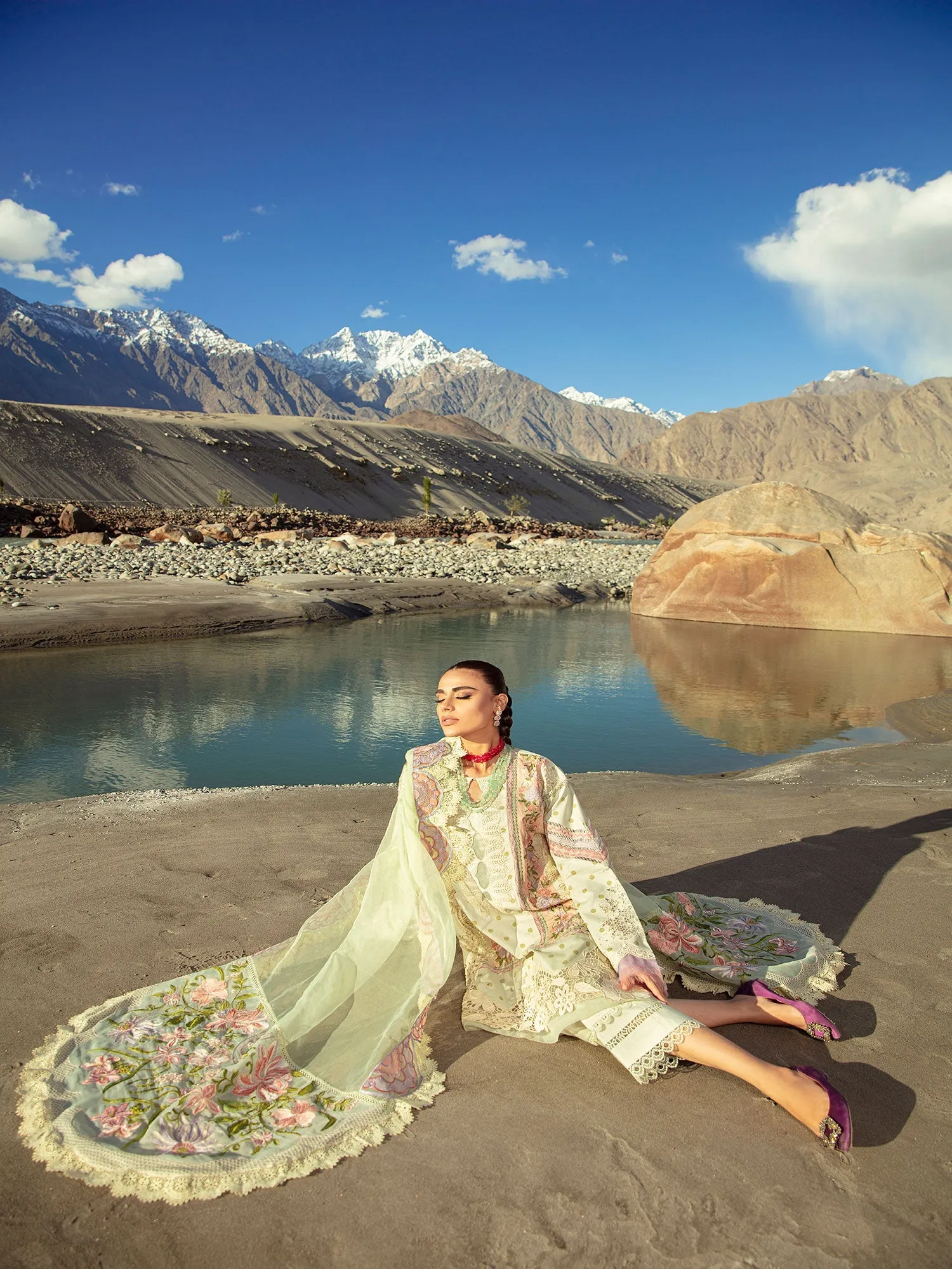 Maryam Hussain Luxury Lawn Collection Vol-II – MINT